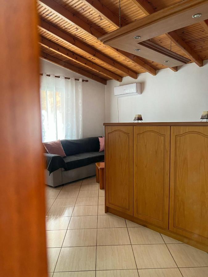 Alex Apartments Саранда Екстер'єр фото