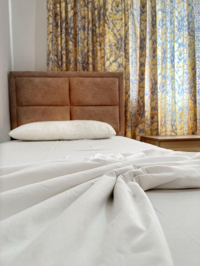 Alex Apartments Саранда Екстер'єр фото