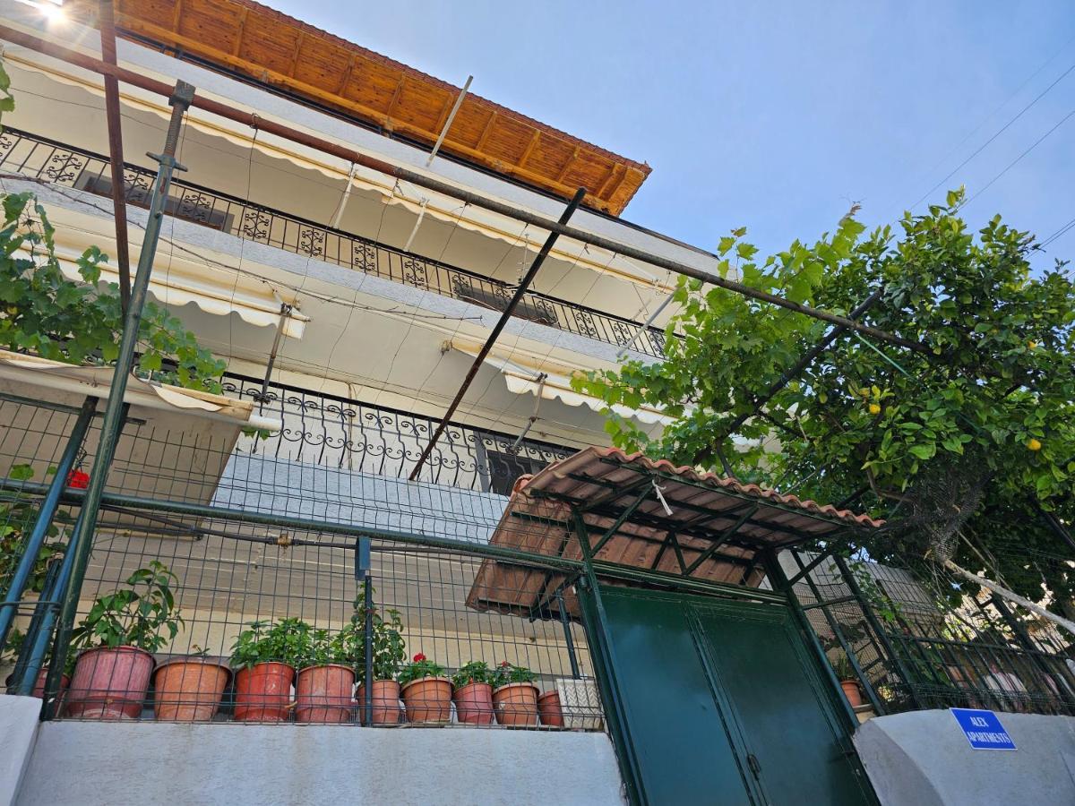 Alex Apartments Саранда Екстер'єр фото