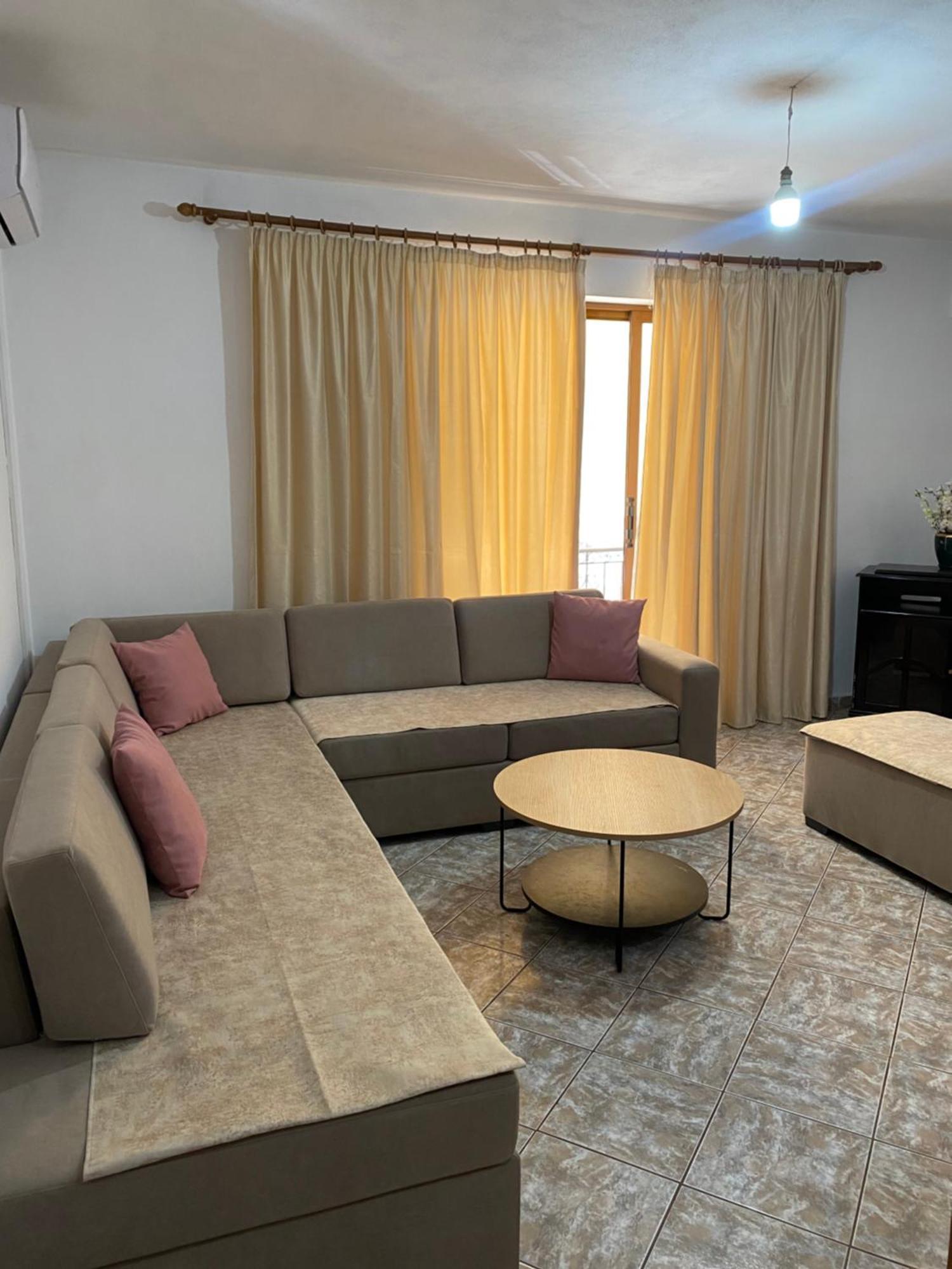 Alex Apartments Саранда Екстер'єр фото