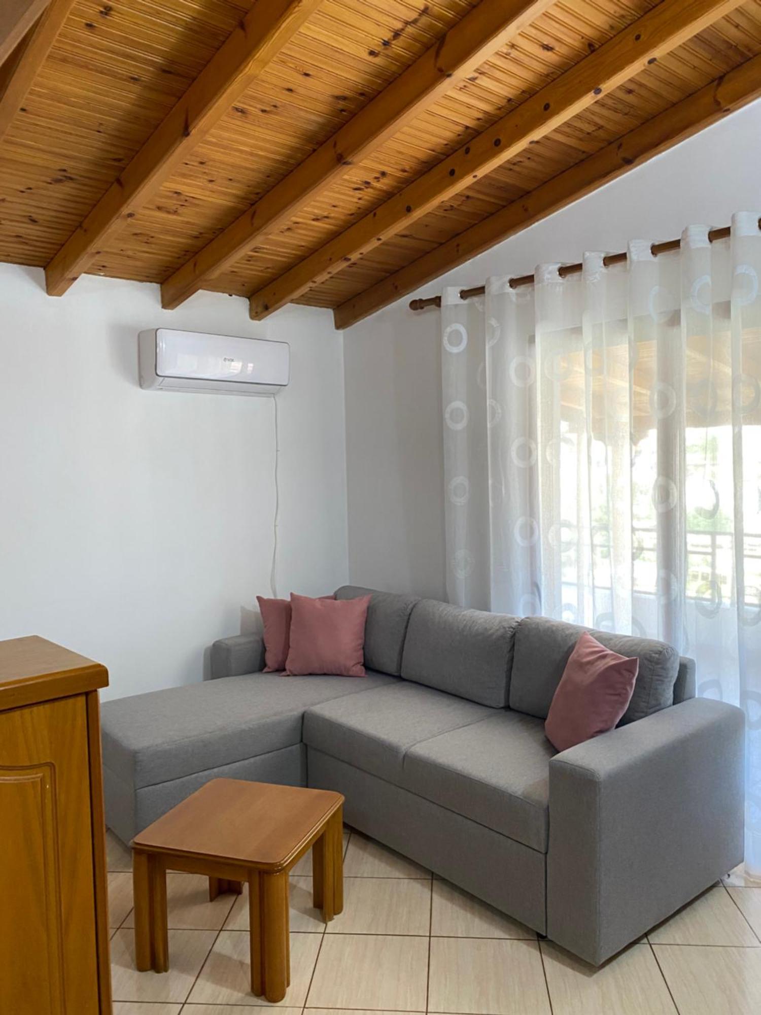 Alex Apartments Саранда Номер фото